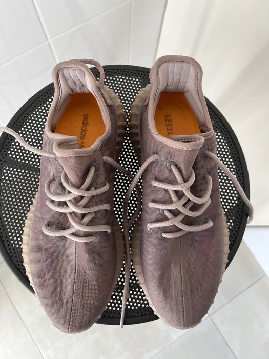 Adidas yeezy boost 350 v2 mono mist - tamanho 42 2/3