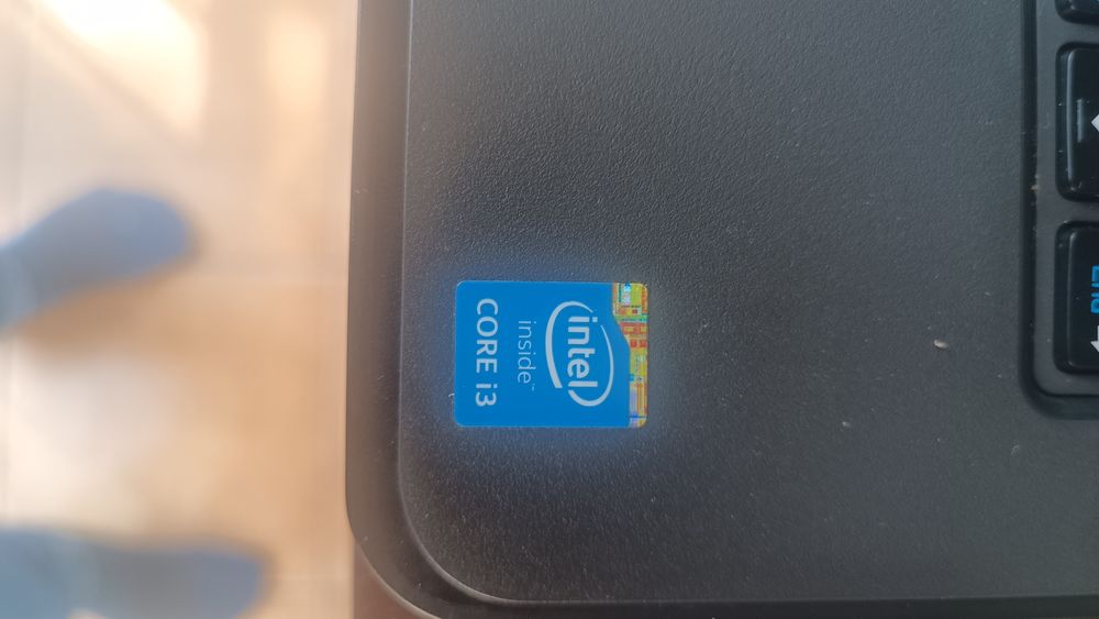 Laptop Dell  używany