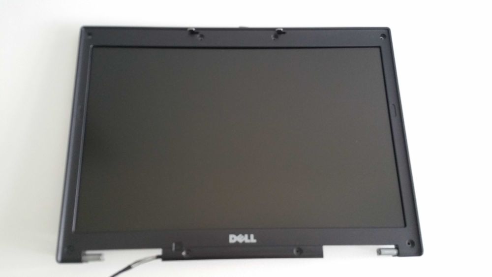 DELL Latitude D820 Computer Monitor.64283825579138120