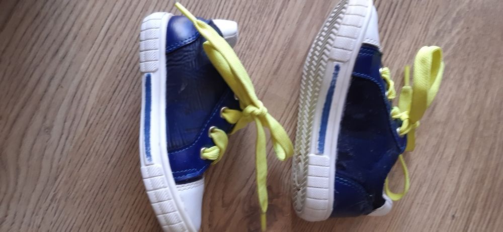 Buciki adidasy trampki roz 21