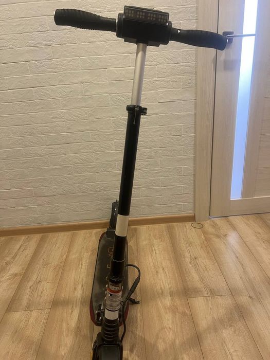 Електросамокат літій-іонний TTG SM S1 36V400W 6.5AH Чорний