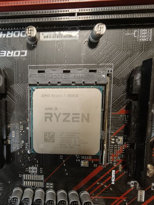 Ryzen 7 3800x + msi b450 gaming plus max