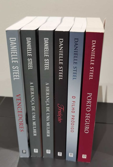 Danielle Steel (Vários Novos) 12€ unid.