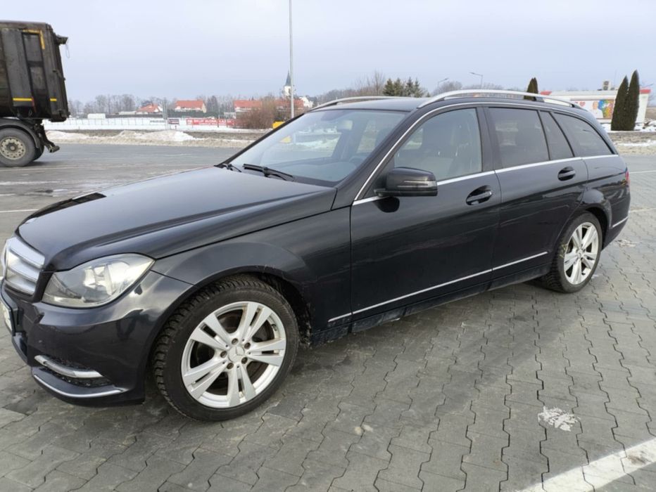 Mercedes-Benz C-Klasa W204 2.2 CDI 136 KM 2012r