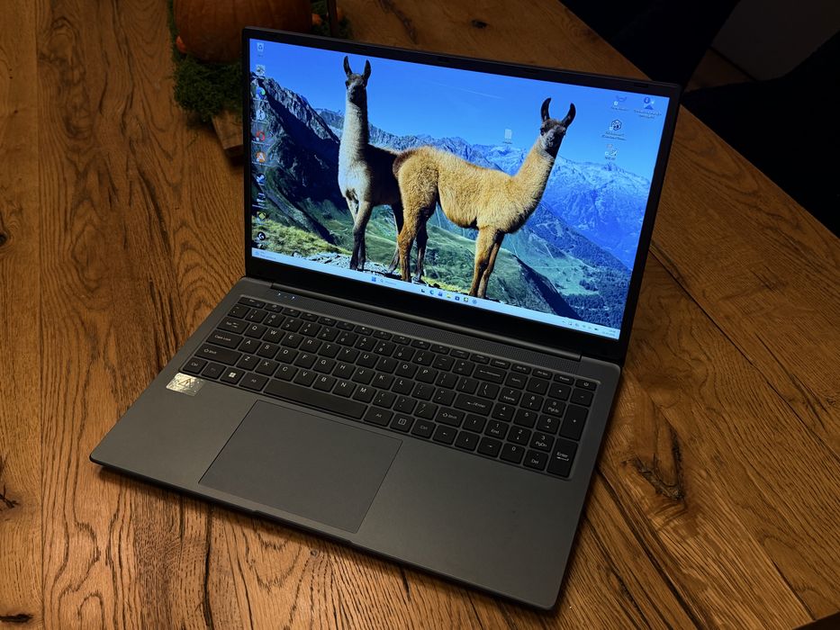 Laptop 17 cali, 24 Ram, 1TB dysk, windows 11, QWERTY