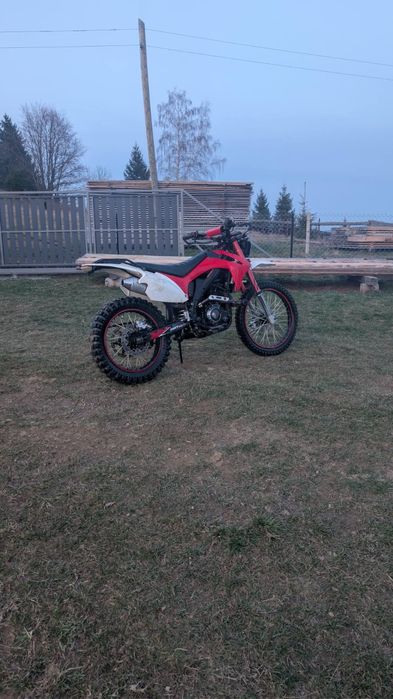 Продам Хорнет Дакар 250