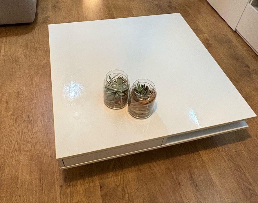 Mesa de Centro Branca – Design Moderno