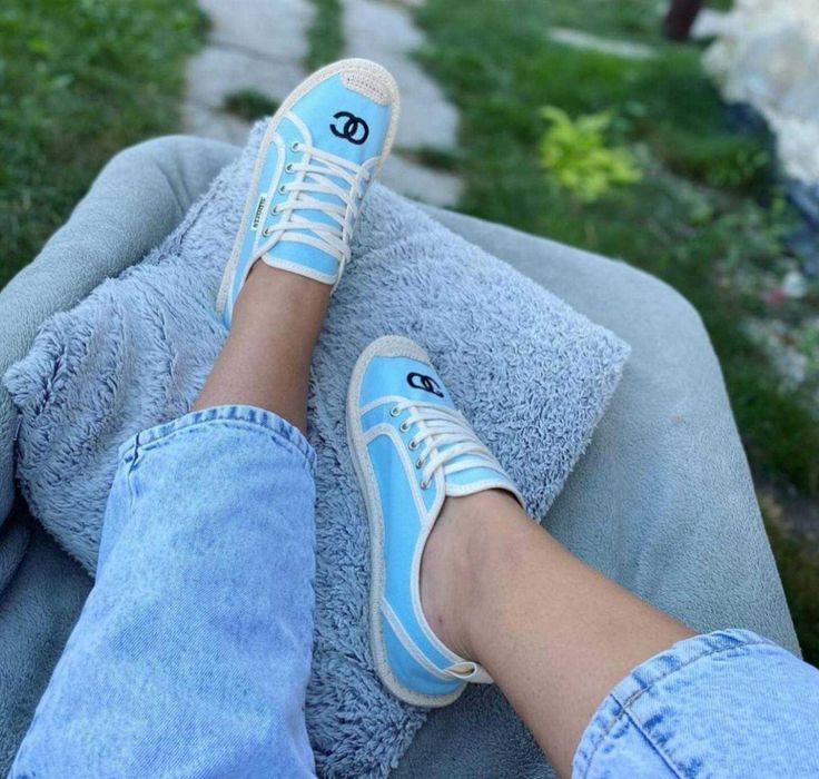 Кеди,кросівки,хайтопи