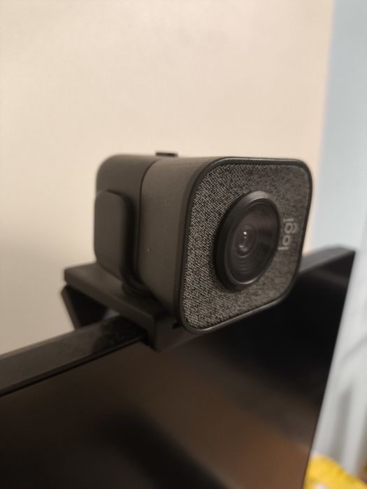 logitech streamcam