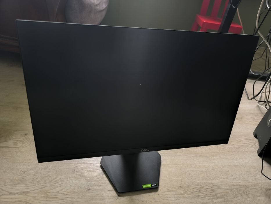 Monitor dell 24 uszkodzony