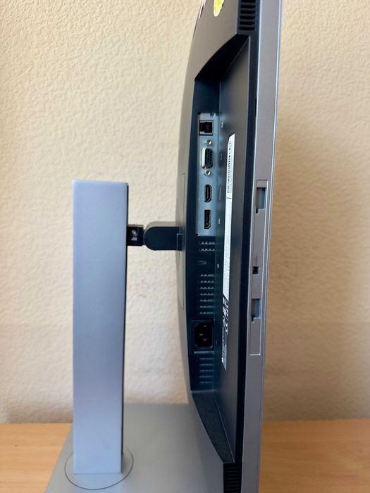HP EliteDisplay E243i 24" IPS WUXGA (1920x1200) — Бізнес-монітор преміум класу