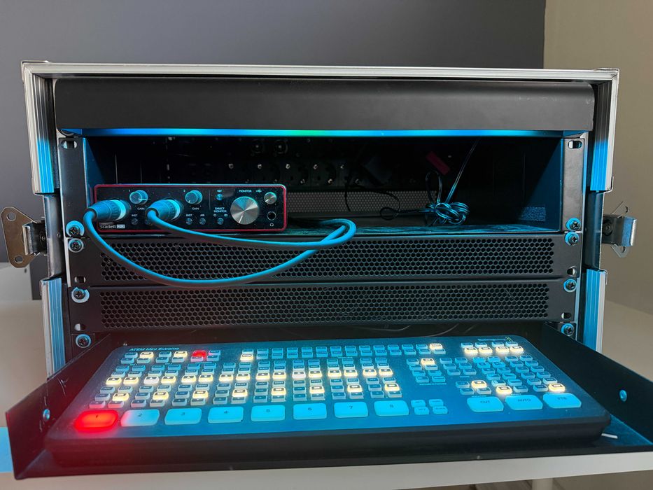 Rack p/ Video Live-streaming | Blackmagic Atem Mini Extreme