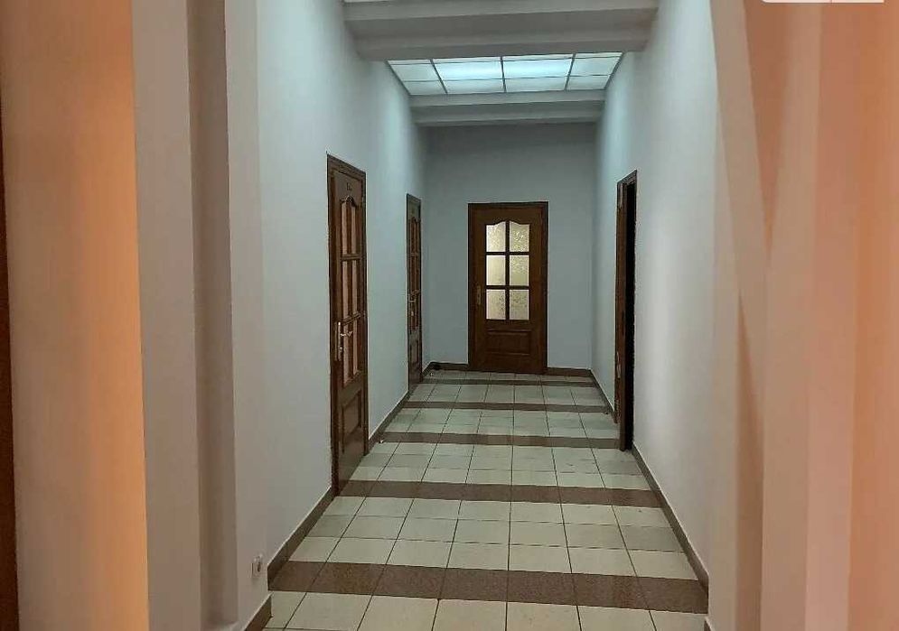 Оренда приміщенння 48 м², Печерськ, метро Звіринецька, з ремонтом і меблями - View 3