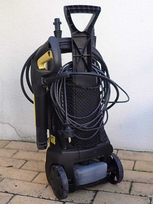 Lavadora Alta Pressão Karcher K2.59 Bom estado