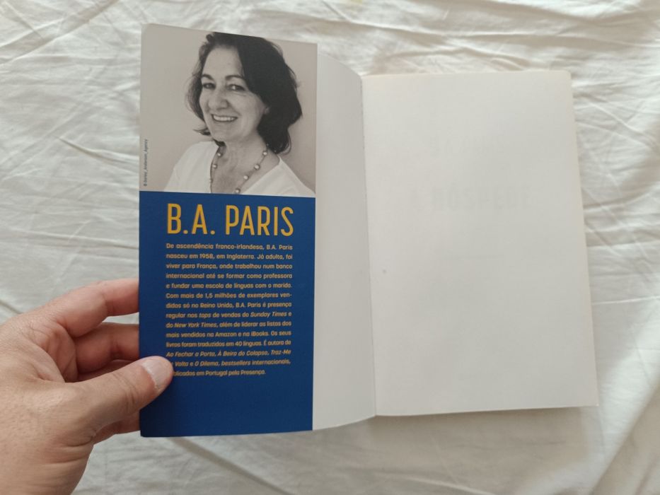 Livro a Hospede como novo