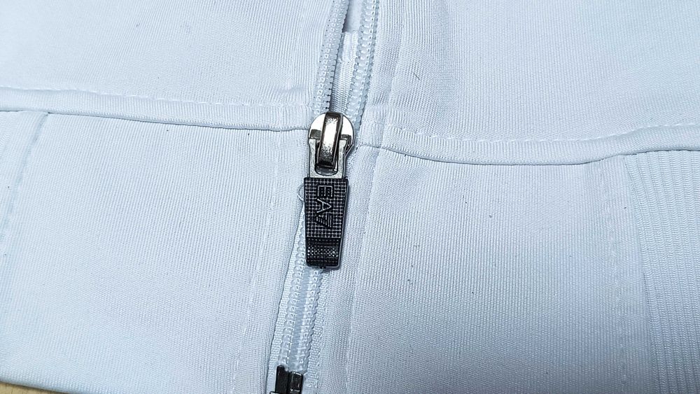 Męska bluza EA7 EMPORIO ARMANI r.M stan bardzo dobry