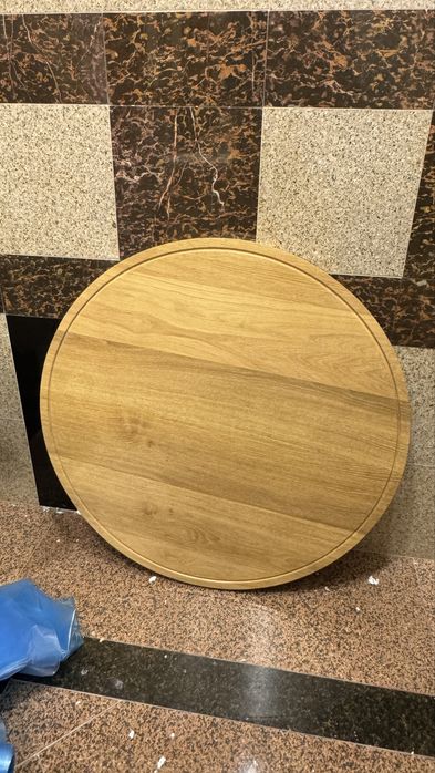 Okrągły Dębowy Blat z Frezem