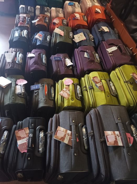 Чемодан средний текстиль