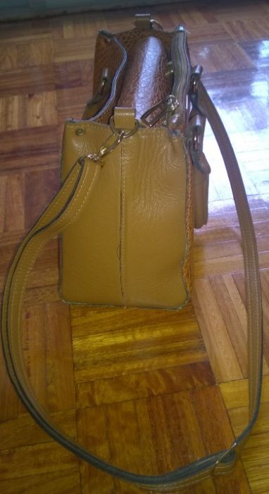 Mala/carteira em pele genuina