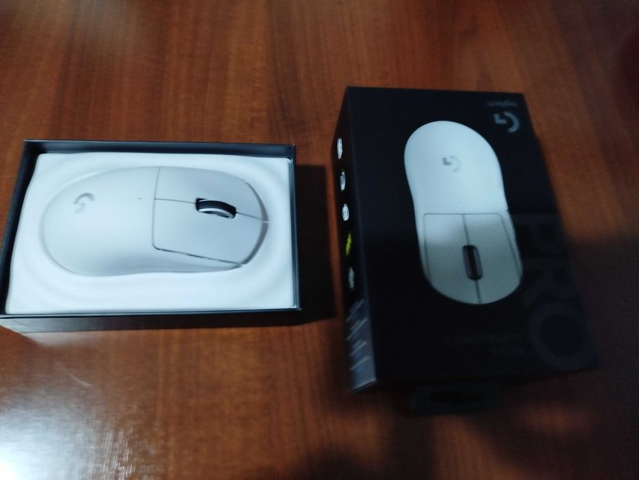 Rato Logitech G Pro X Superlight 2 Wireless Branco - Novo