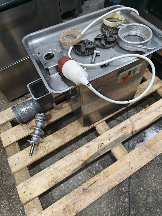 Мясорубка мим 300 600 бу, м'ясорубка промислова