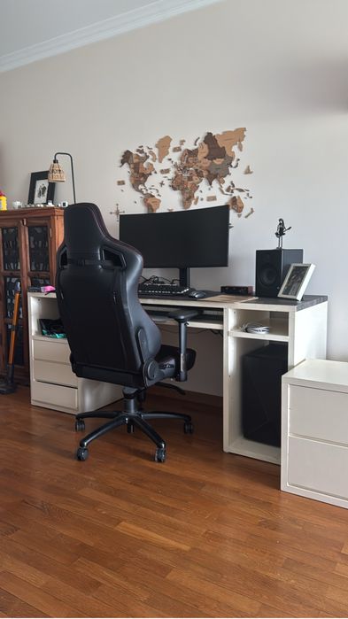 Secretaria grande em madeira + bloco gavetas