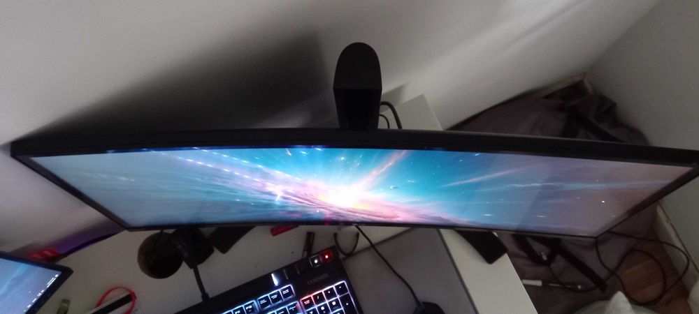 Monitor curvo LG Ultra wide 1080p 75hz AMD Freesync