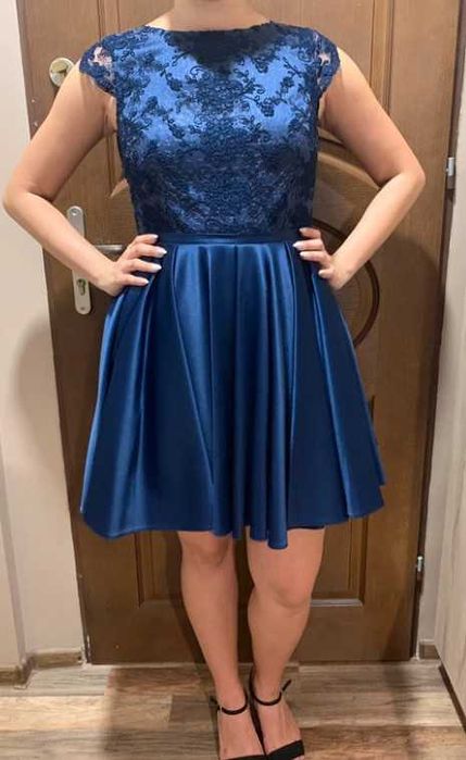 Granatowa sukienka koronka wesele ślub