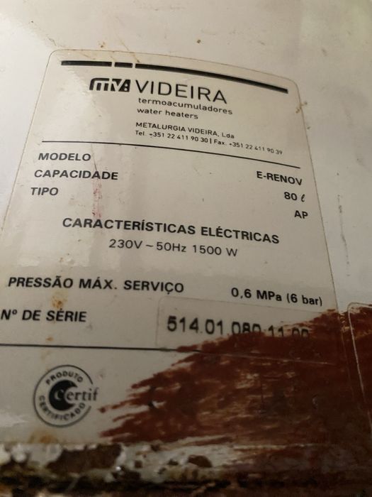 Acumulador térmico de 80 litros usado.