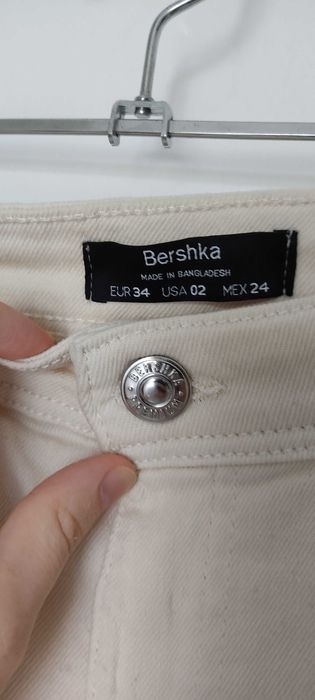 Calças Bershka, tam.34