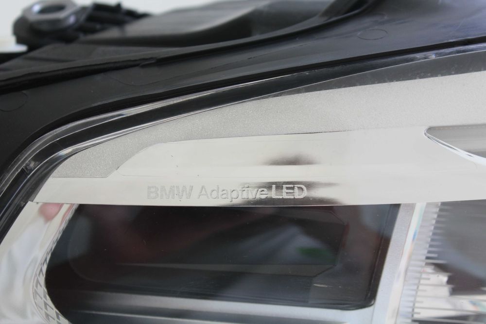 Farol Dianteiro Direito Full LED BMW X3 (G01) / X4 (G02) (2017–2021)