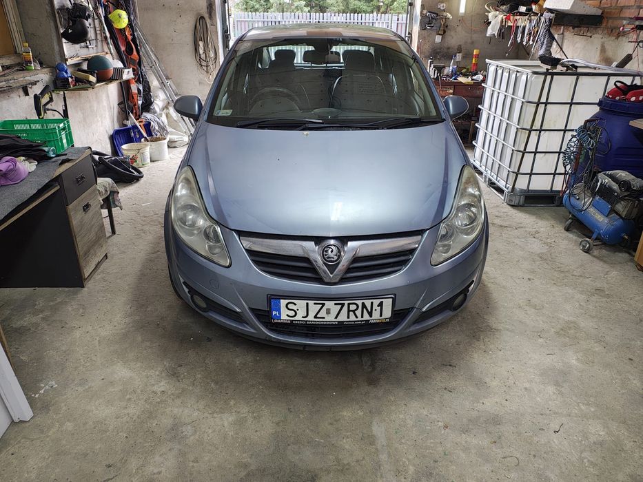 Samochód osobowy Opel