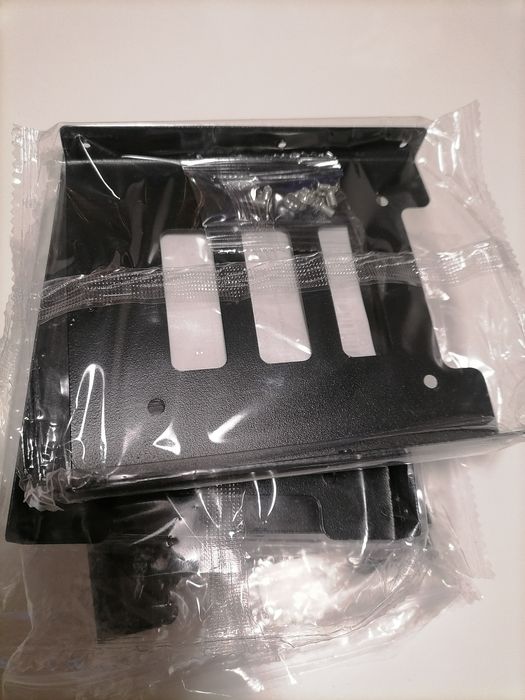 Vendo suportes para disco SSD novos
Ideal para colocação de disco 2,5