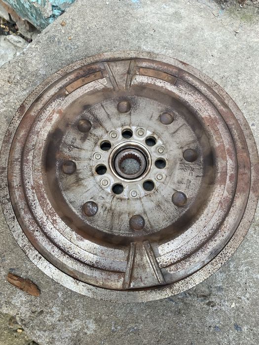 Маховик 451003D100