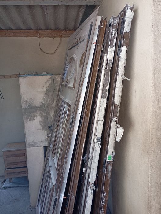 Porta de alumínio 97 cm × 207 cm