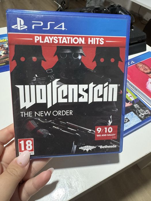 PS4 SLIM 500GB com jogos