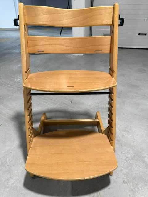 Conjunto de cadeiras evolutivas criança