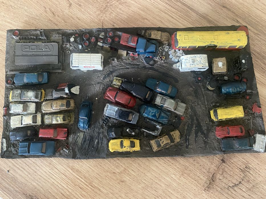 DIORAMA  , makieta  - złomowisko samochodów