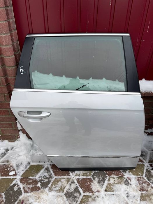 Двері Дверка Передня Задня Volkswagen Passat B6 Колір LA7W  сірий