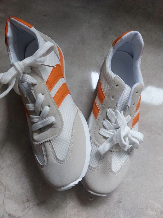 Buty Sportowe rozmiar 42   - Nowe Tanio