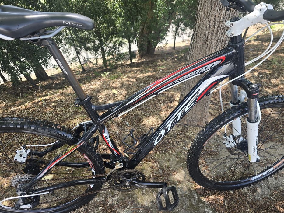 Bicicleta de btt de disco m