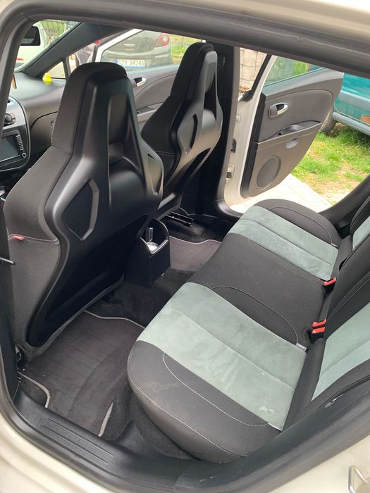 seat leon cupra R