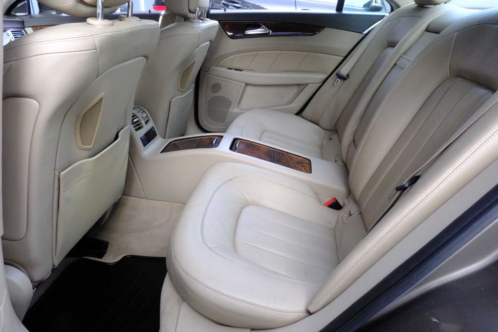 Mercedes CLS-Class 2012