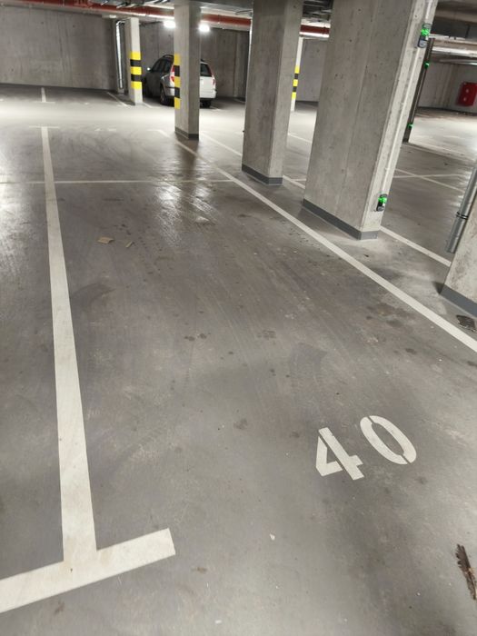 Miejsce postojowe do wynajęcia