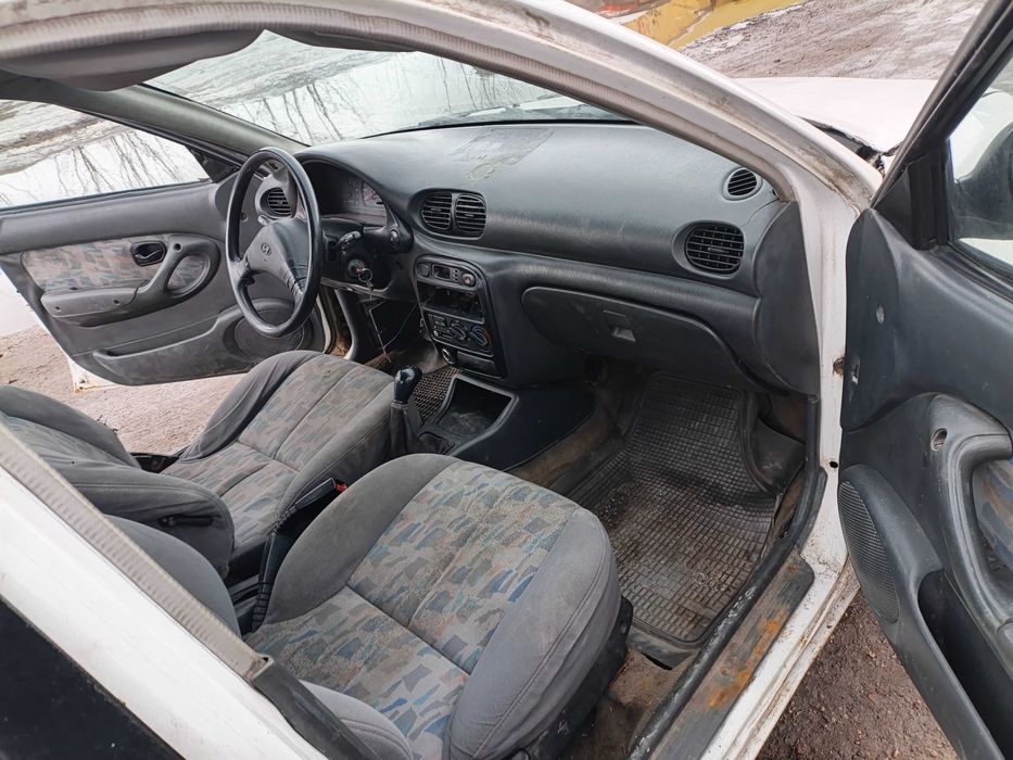 Продам  авто на ходу акцента по ціні жигуля