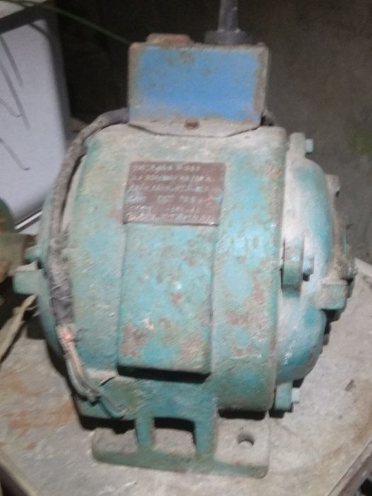 Электродвигатель тип А41•4   213