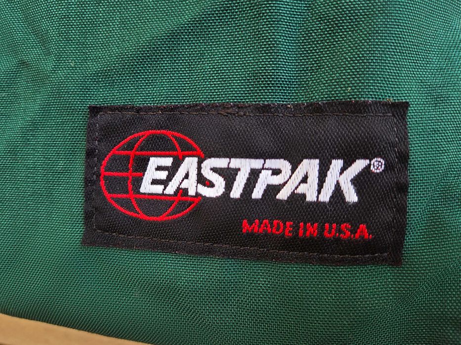 Mochila backpack Eastpak Made in USA leather couro pele anos 90 RARA
