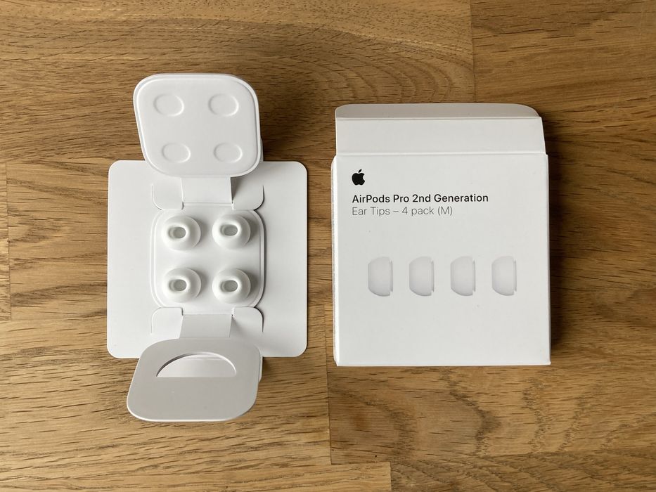 Нові оригінальні амбушюри Apple Ear Tips для AirPods Pro 1 / 2