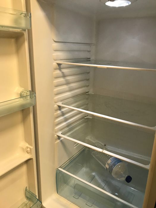 Frigorífico com 3 gavetas de arca
