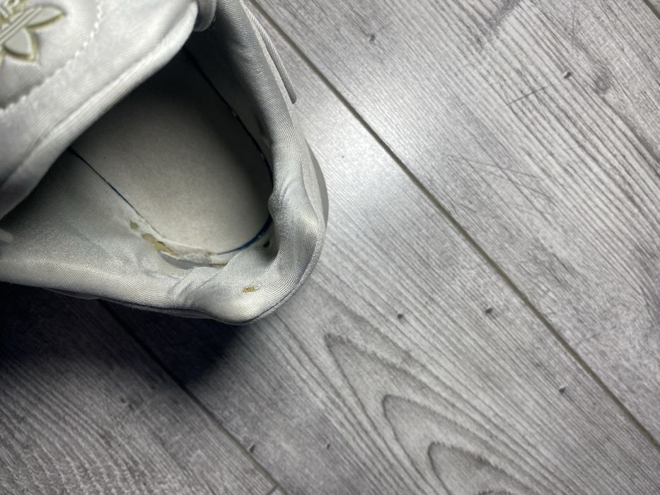 Кроссовки Мужские Adidas Ozelia 44